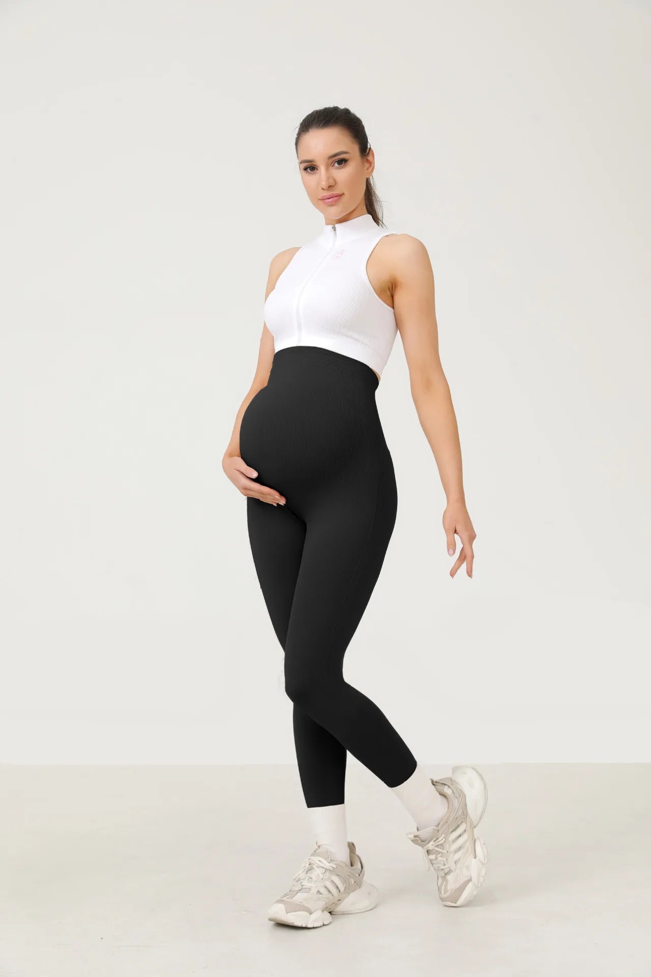 Seamless Maternity Yoga Leggings, Abdominal Support Non-Slip Waist, Casual Outdoor Maternity Pants for Trendy Moms