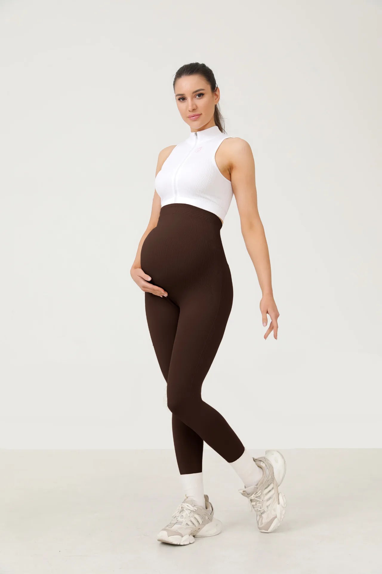 Seamless Maternity Yoga Leggings, Abdominal Support Non-Slip Waist, Casual Outdoor Maternity Pants for Trendy Moms
